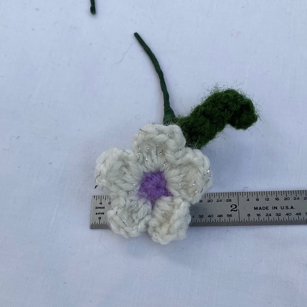 Handmade Colorful Crochet Flowers on wire stems - set of 10 colorful flowers - Picture 6 of 13